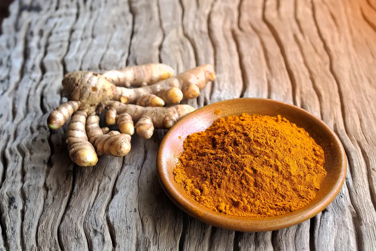 Ontstekingsremmende specerijen: ontdek 8 alternatieven met meer effect dan kurkuma